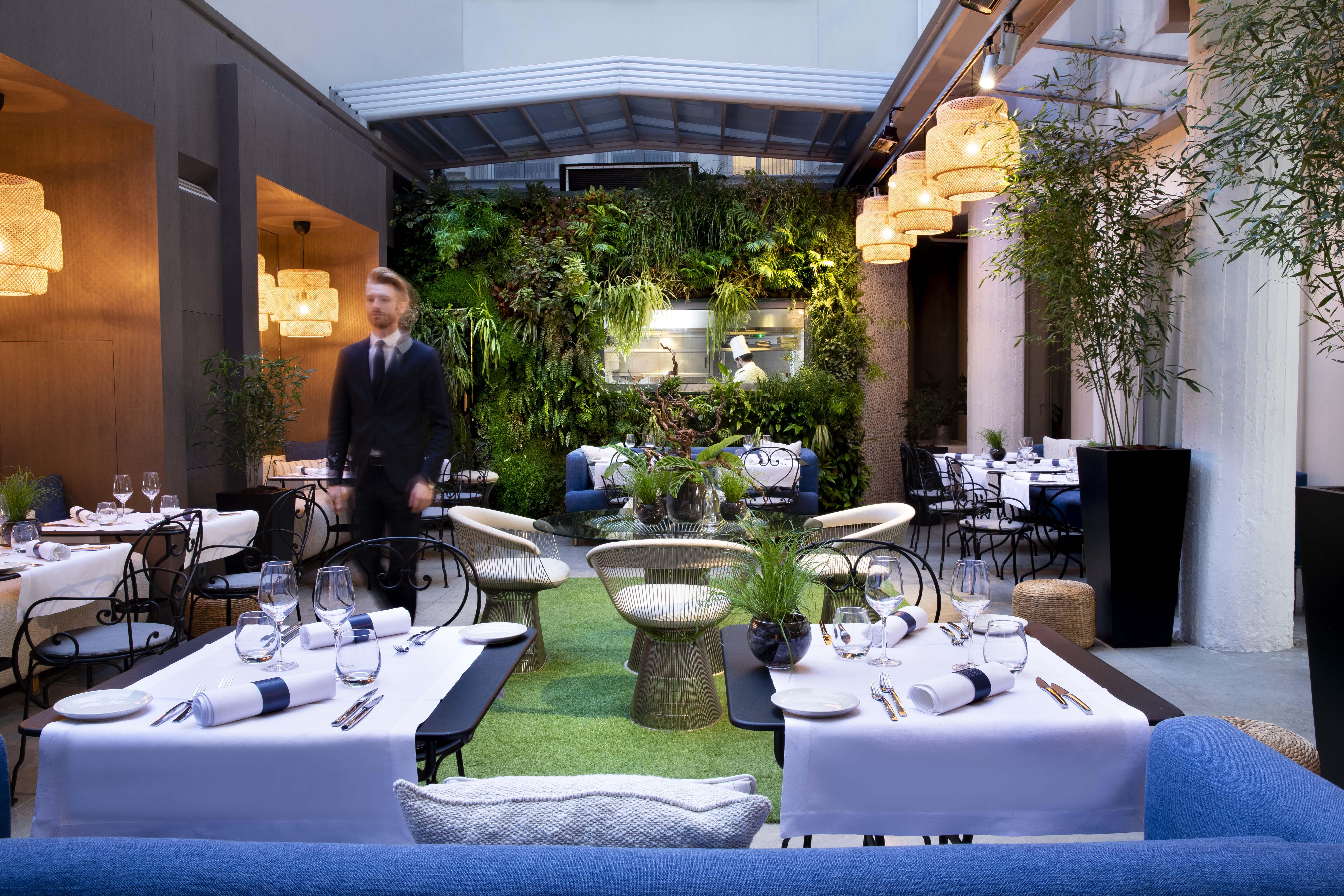 Hotel De Sers Champs Elysees Париж Екстериор снимка