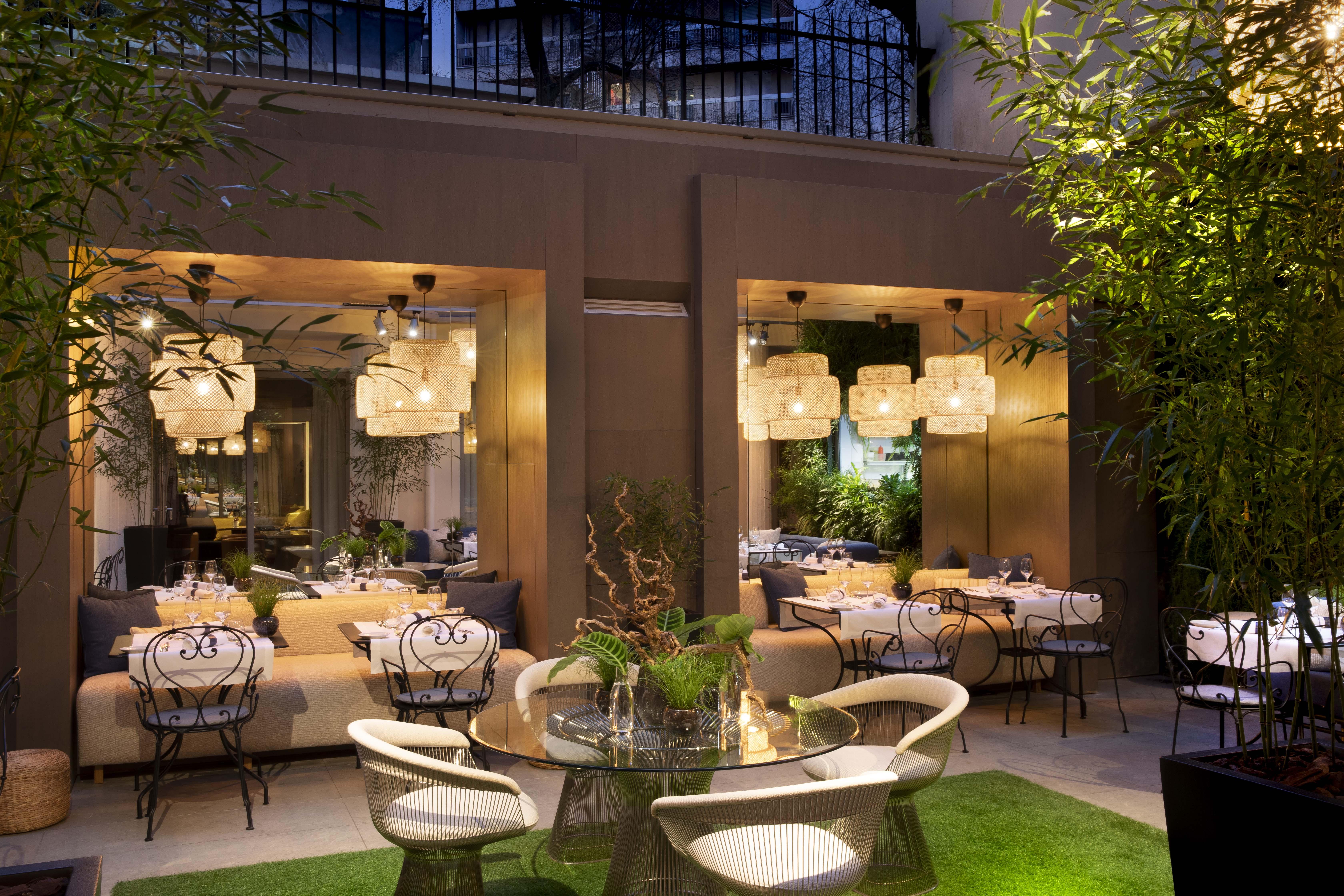 Hotel De Sers Champs Elysees Париж Екстериор снимка
